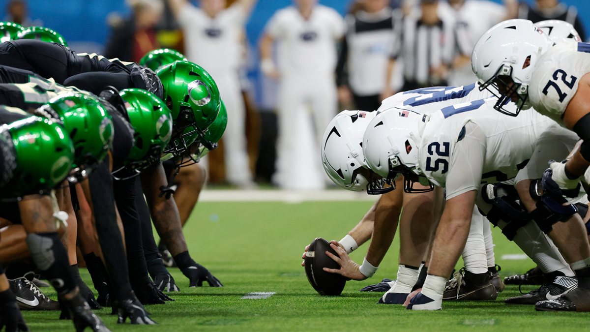 Penn State vs. Oregon live updates: Game score, analysis as Nittany Lions, Ducks clash in Big Ten showdown