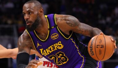 LeBron James (glute) sidelined to open Lakers' training camp