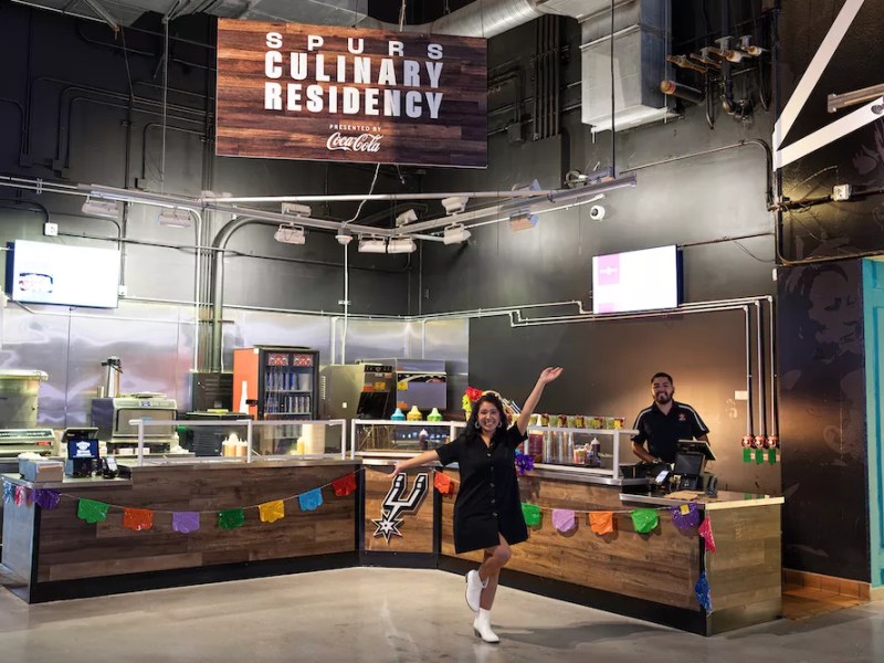 Spurs once again looking for San Antonio restaurants to serve food at Frost Bank Center games