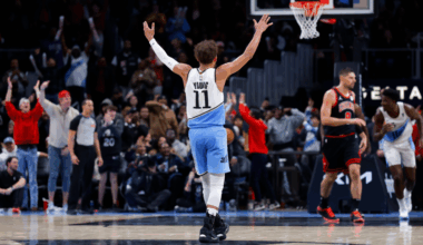 Hawks stun Bulls with historic 50-point fourth quarter to complete 21-point comeback