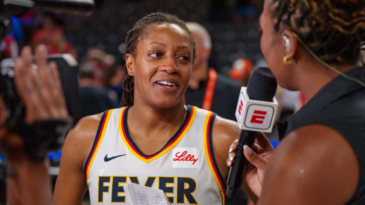 WNBA playoffs: Indiana Fever stun Las Vegas Aces behind Kelsey Mitchell's 34 points in Game 1 of semifinals