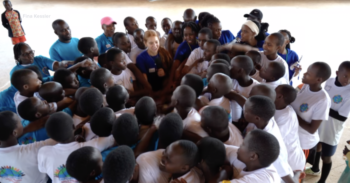 Shawnee Mission East empowers girls in Kenya through basketball-themed nonprofit