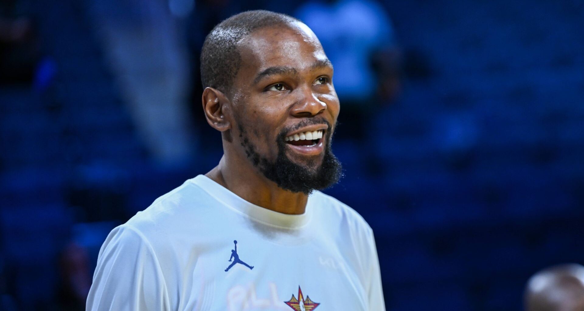 (L) IShowSpeed (R) Devin Booker