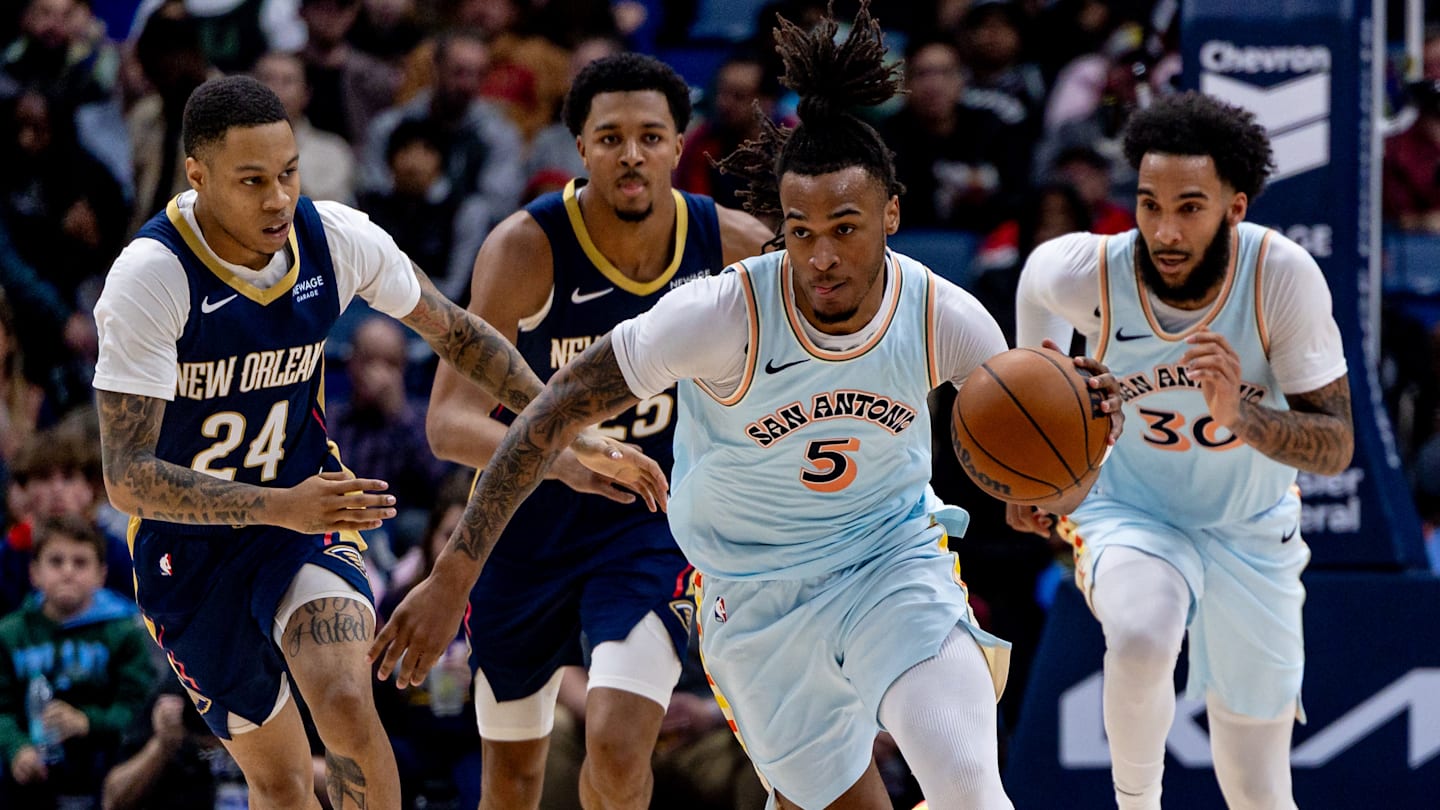 Stephon Castle Shines As Newcomer