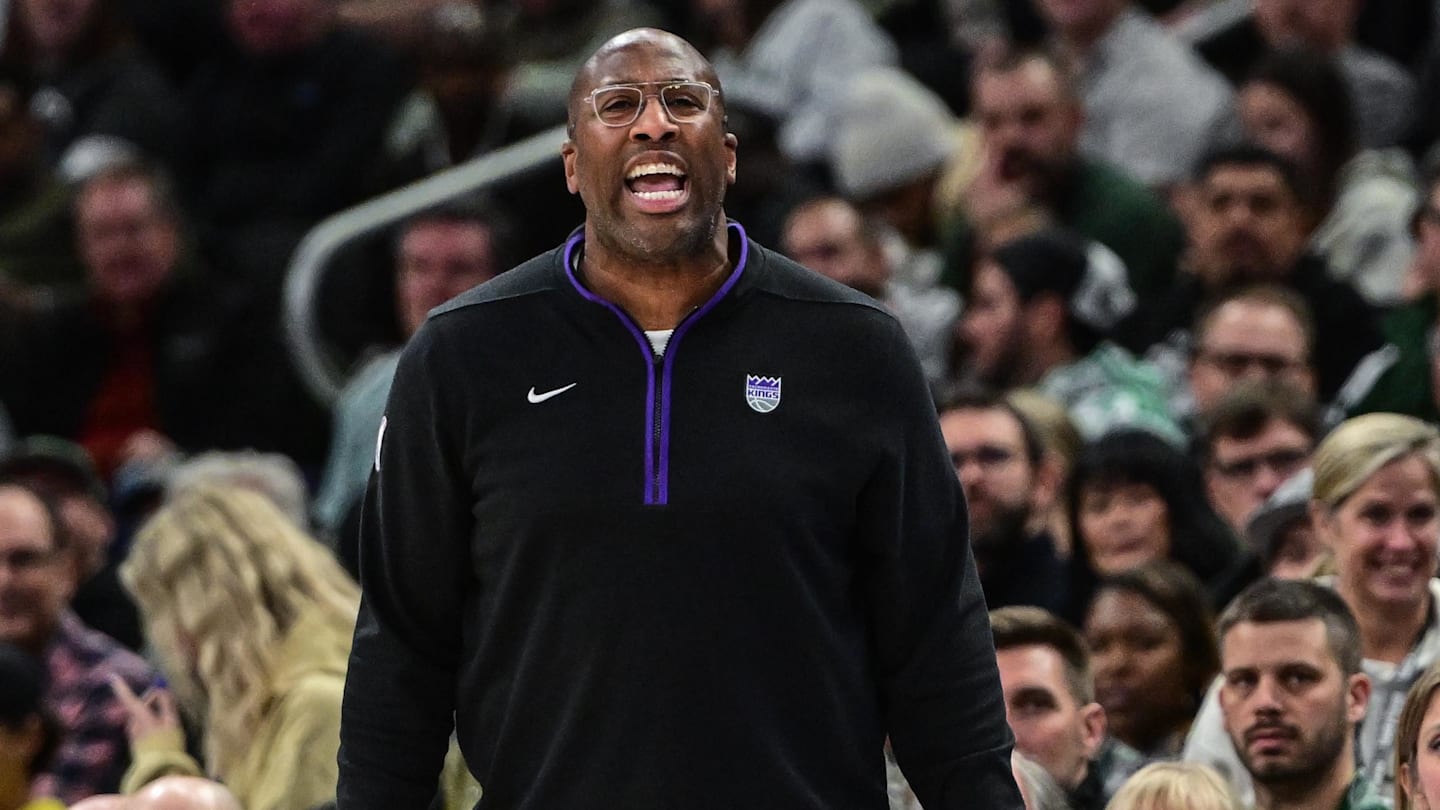 Mike Brown Unfazed By New York Knicks Rumor