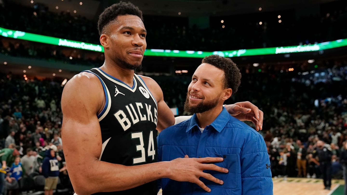 Golden State Warriors v Milwaukee Bucks