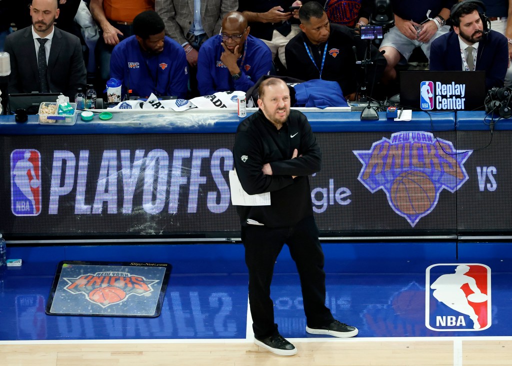 New York Knicks head coach Tom Thibodeau reacts during the second quarter. 