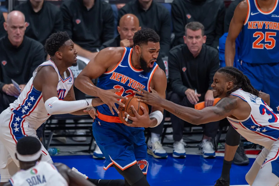 ABU DHABI, UAE - OCTOBER 2: Karl-Anthony Towns (32) of New York Knicks in action during NBA Abu Dhabi Games 2025 basketball match between New York Knicks and Philadelphia 76ers at Etihad Arena in Abu Dhabi, United Arab Emirates on October 2, 2025. (Photo by Waleed Zein/Anadolu via Getty Images)