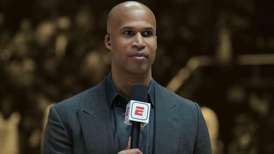 "The Lakers are a lot further away than what we really want to try and give them credit for" - Richard Jefferson isn't buying the Lakers' hype heading into the season