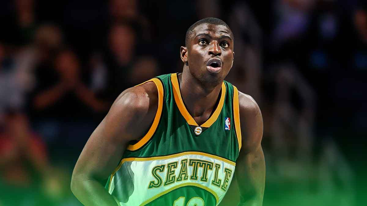 Mouhamed Sene playing for the SuperSonics