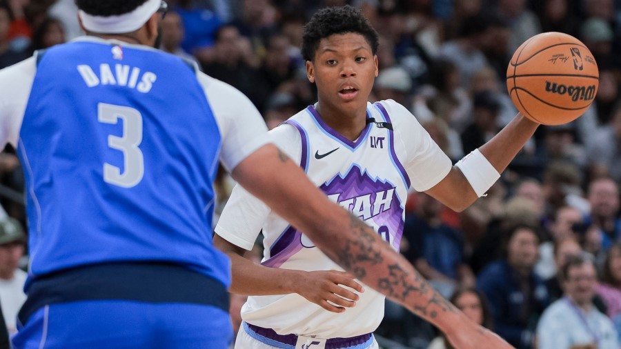 Utah Jazz forward Ace Bailey (19) dribbles against Dallas Mavericks