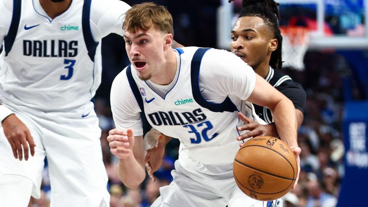 Cooper Flagg's NBA debut isn't concerning, but Mavericks may be asking too much of their star rookie