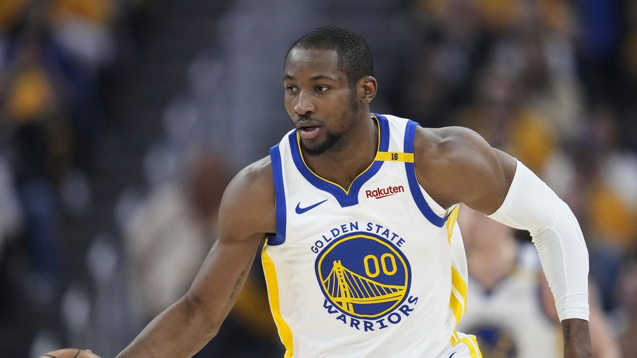 Kuminga reaches 2-year deal with Warriors, ending contract stalemate