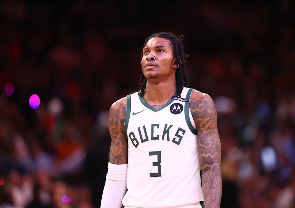 Milwaukee Bucks guard Kevin Porter Jr. (3)© Mark J. Rebilas-Imagn Images