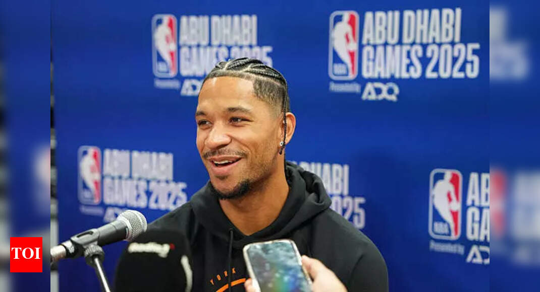 Frustrated New York Knicks forward Josh Hart exits after painful fall and heated ball-throwing incident while playing against Philadelphia 76ers | NBA News