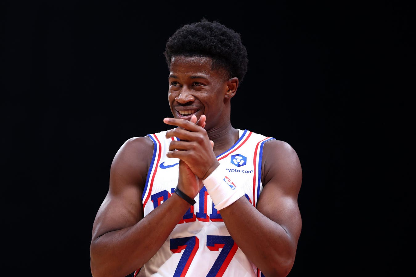 Philadelphia 76ers Rookie V.J. Edgecombe On Team’s Ceiling: ‘We’re Contenders When Healthy’