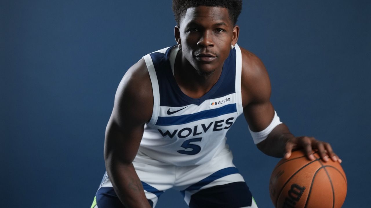 Wolves find comfort in feeling of being settled, after big trade brought rocky start last season