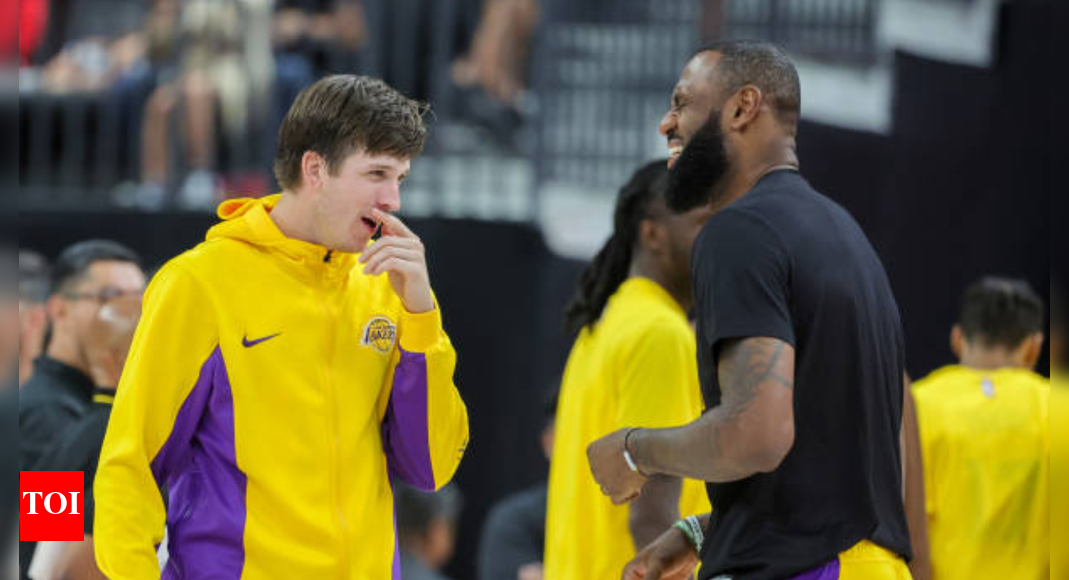 LeBron James caught on camera taking Austin Reaves' masterclass during Los Angeles Lakers vs. Golden State Warriors preseason game | NBA News