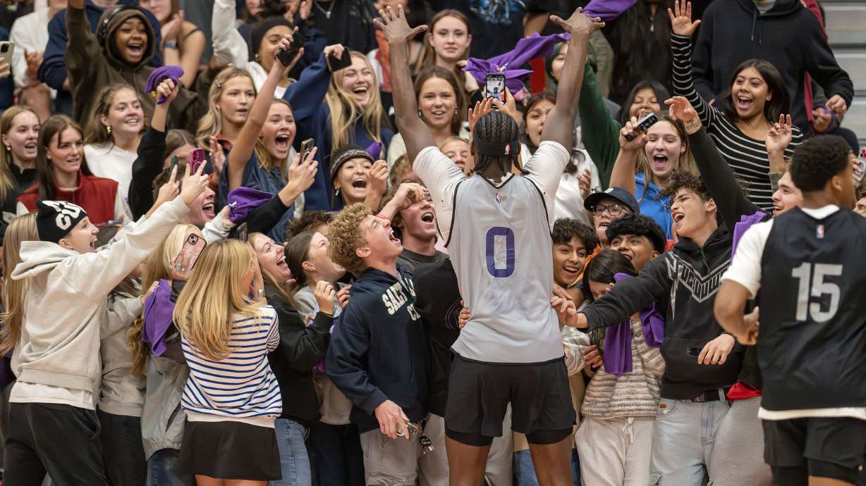 From dunks to dance-offs: Jazz players put on surprise scrimmage at East High