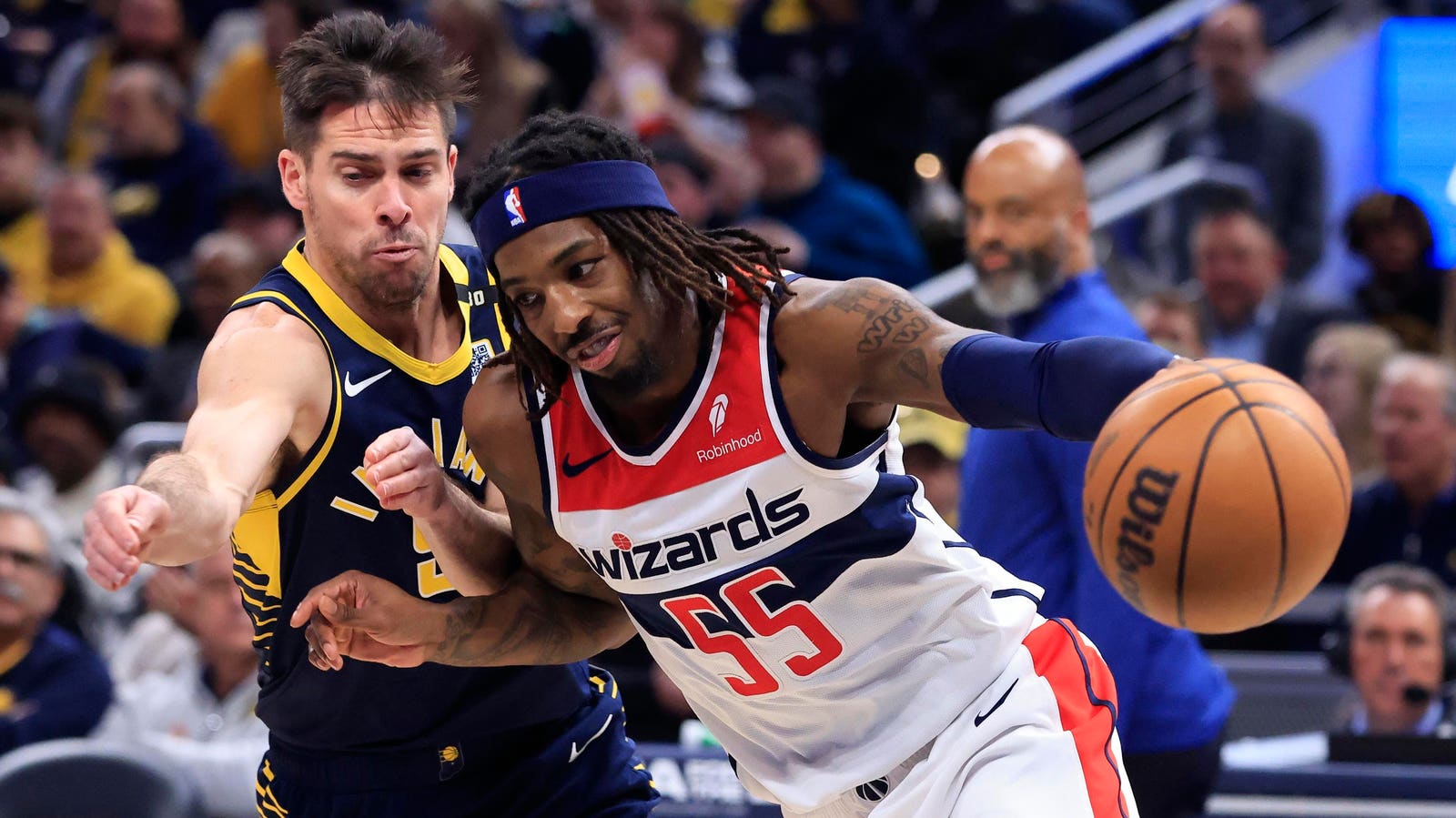 Delon Wright Giving Indiana Pacers His All In Fight For Roster Spot