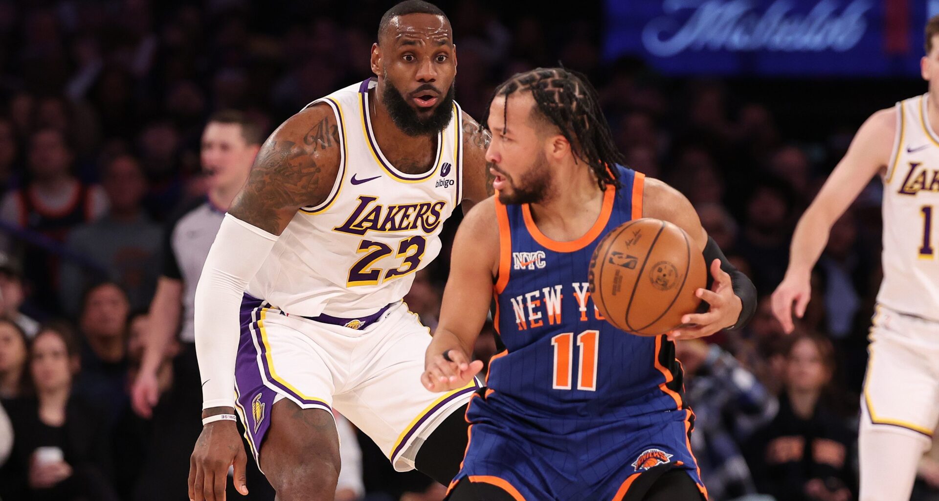 'Insane' Proposed Trade Sends LeBron James to New York Knicks