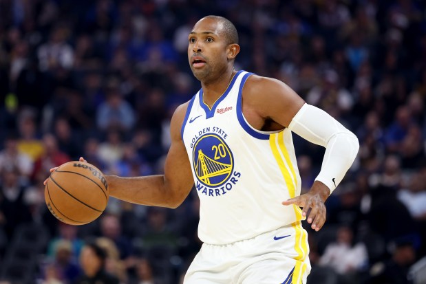 Golden State Warriors' Al Horford (20) dribbles as he looks to pass against the Portland Trail Blazers in the first quarter of an NBA preseason game at Chase Center in San Francisco, Calif., on Wednesday, Oct. 8, 2025. (Ray Chavez/Bay Area News Group)