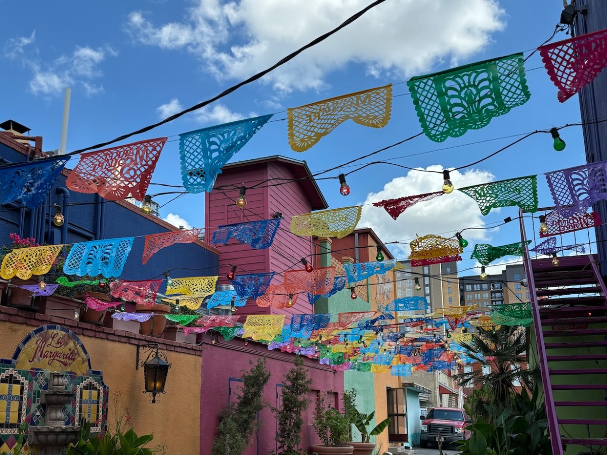 Business leaders from San Antonio’s Market Square come out against Project Marvel