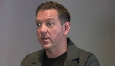 Spurs majority owner Peter J. Holt responds to KSAT viewer questions about downtown arena