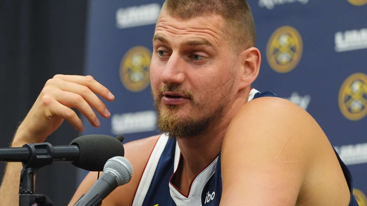 NBA GMs overwhelmingly pick Thunder to repeat as champions, Jokic for MVP