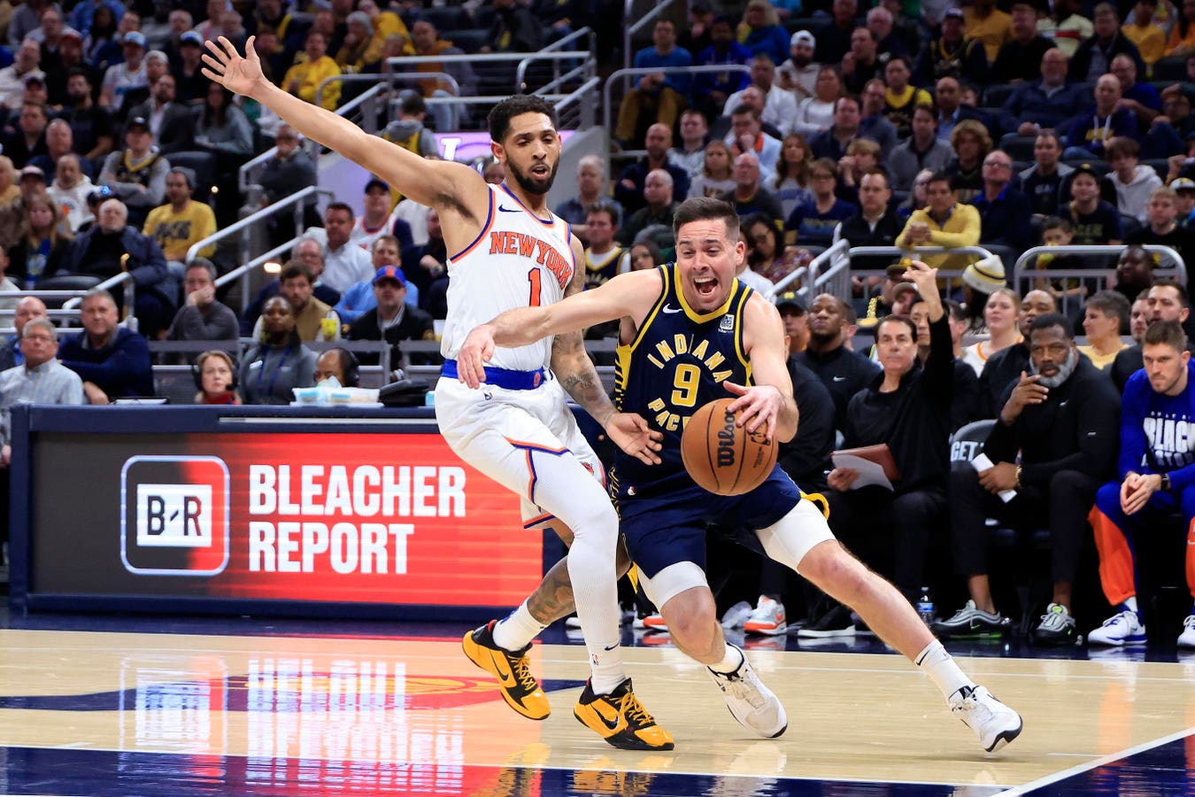 T.J. McConnell Hamstring Injury Forces Pacers To Pivot, Sign Cam Payne