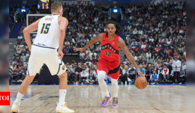 Toronto Raptors rookie Collin Murray-Boyles exits pre-season match against Boston Celtics with right elbow bruise | NBA News