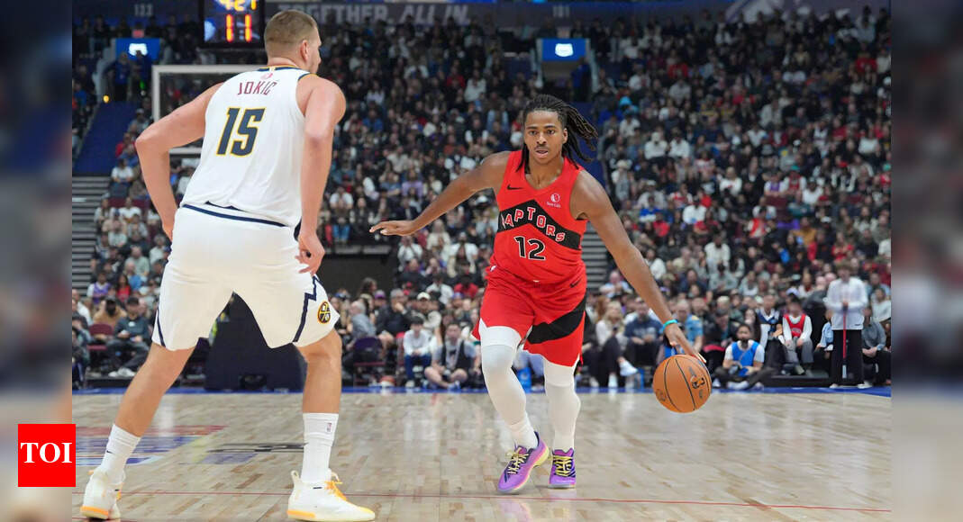 Toronto Raptors rookie Collin Murray-Boyles exits pre-season match against Boston Celtics with right elbow bruise | NBA News