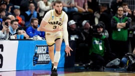 NCAA rule giving players a fifth year of eligibility may not be approved in time to help current seniors