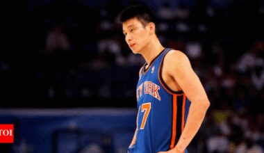 "Almost S**t My Pants" - Jeremy Lin shocks crowd at Jackson Wang concert with wild twerk move | NBA News