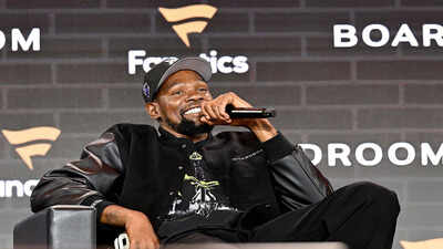 Kevin Durant leaves $30 million behind and signs two-year deal to keep the Houston Rockets dream alive