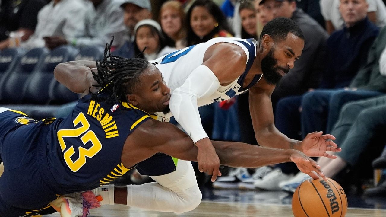 Pacers start working to keep core group together by agreeing to contract extension with Nesmith