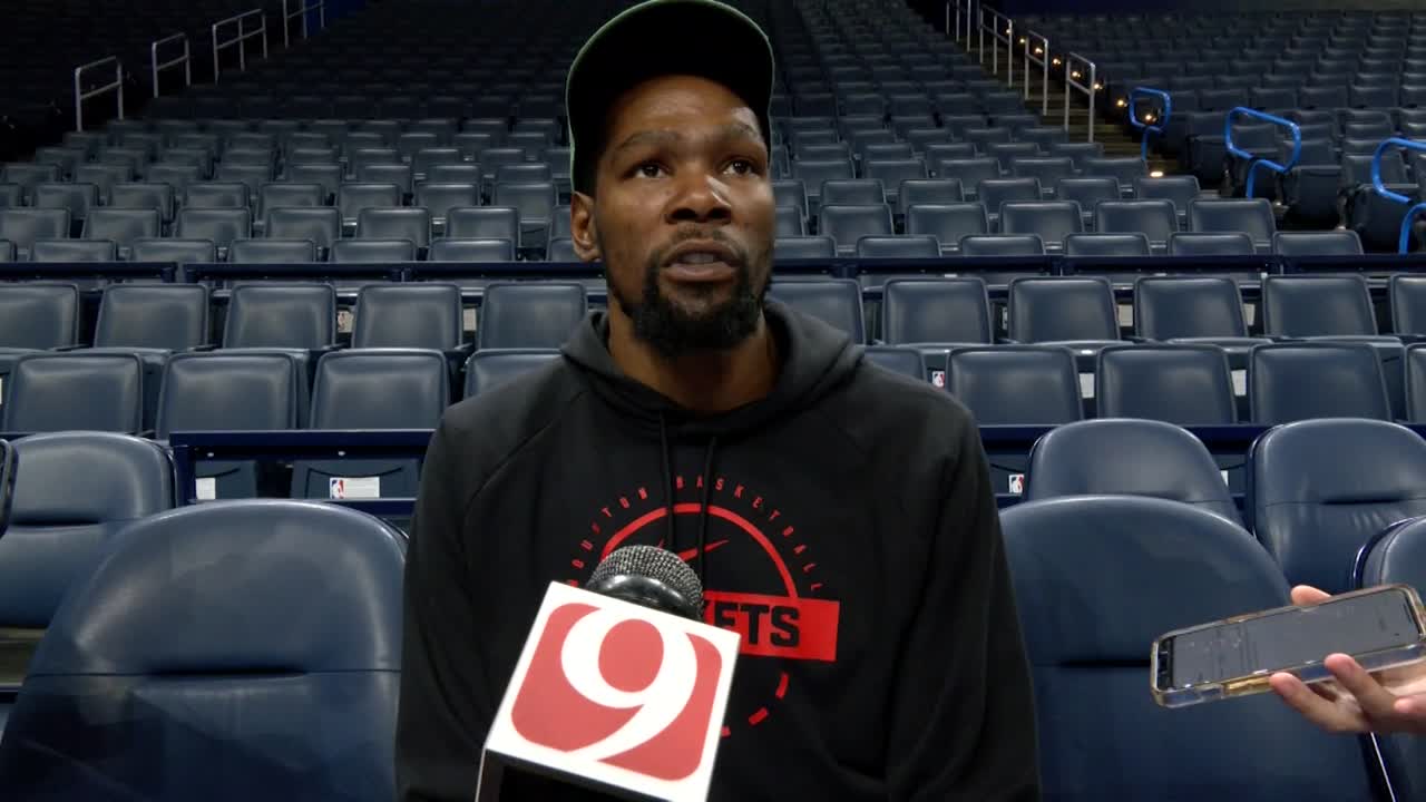 Kevin Durant, Steven Adams discuss facing Thunder on banner night in Oklahoma City