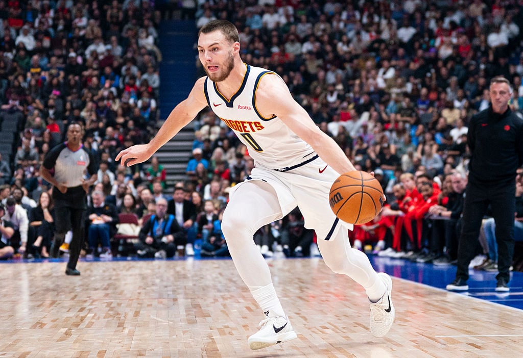 Celebrity Net Worth logo