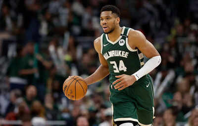Is Giannis Antetokounmpo playing tonight against the Washington Wizards? Latest update on the Milwaukee Bucks star’s injury report (October 22, 2025)