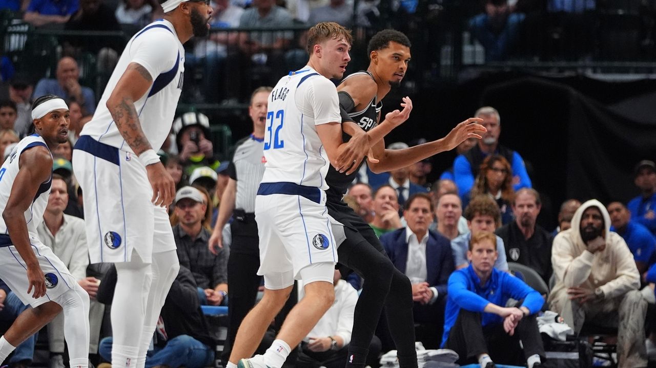 Victor Wembanyama uses Cooper Flagg's debut as a reminder of why he was so hyped