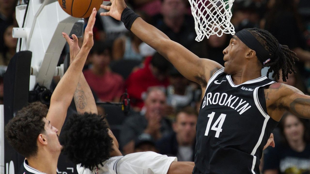 Wembanyama has 31 points and 14 rebounds as Spurs remain unbeaten with 118-107 victory over Nets