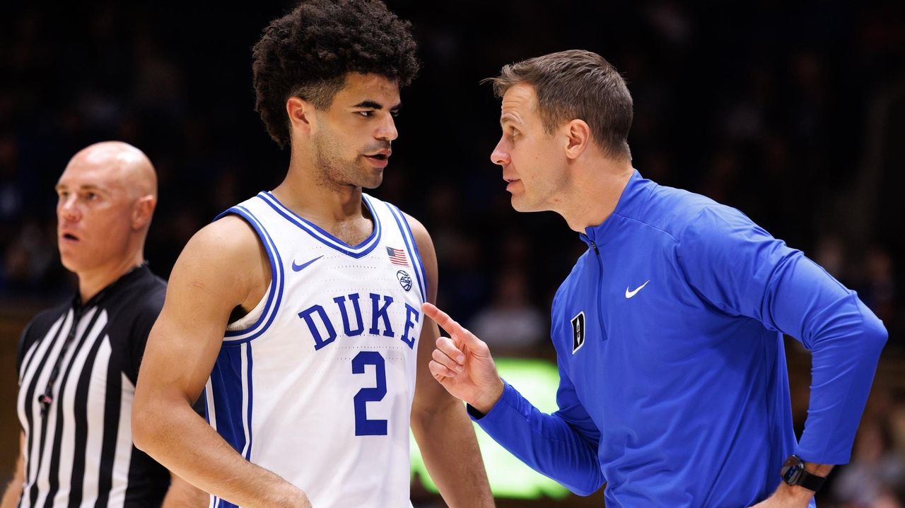 No. 6 Duke keeps its frequent perch as favorite in ACC race featuring No. 11 Louisville, No. 25 UNC