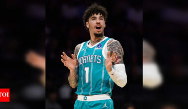 LaMelo Ball's middle finger to referee during Miami Heat game has cost Charlotte Hornets star a $35k fine | NBA News