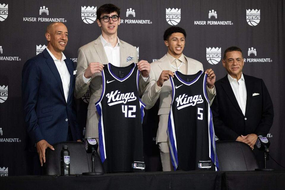 Who will start and who will come off the bench for Sacramento Kings?