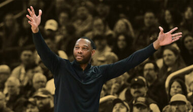 Willie Green highlights a Pelicans player who's on his way to superstardom: "There's not many people that can do what he's doing at 18 years old"