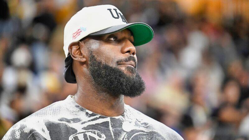 LeBron James Joins The New York Knicks For His Swan Song In Blockbuster Trade Proposal That Would Rattle The Entire NBA