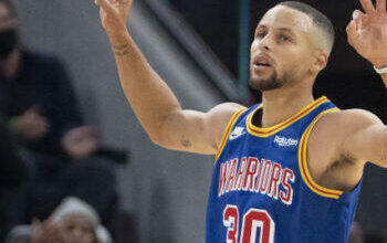 Stephen Curry’s Still Serving Buckets, Extra Spicy. Ask the Nuggets.