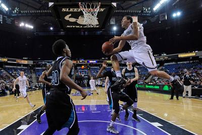 Archbishop Mitty's Aaron Gordon (32) won a NBA title for the Denver Nuggets (Jose Carlos Fajardo/Staff)