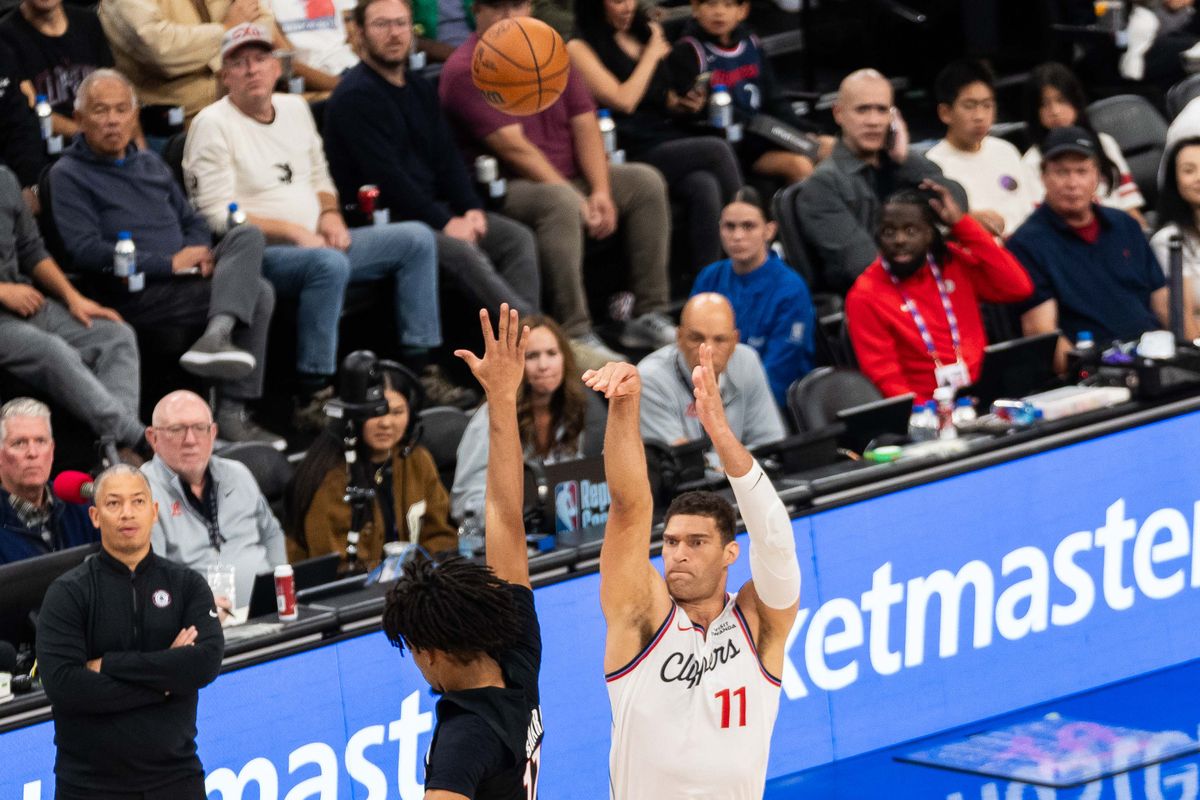 Los Angeles Clippers center Brooke Lopez (11) shoots a three pointer during an NBA basketball game against the Portland Trailblazers, Sunday October 26th, 2025 in Inglewood, California. 
