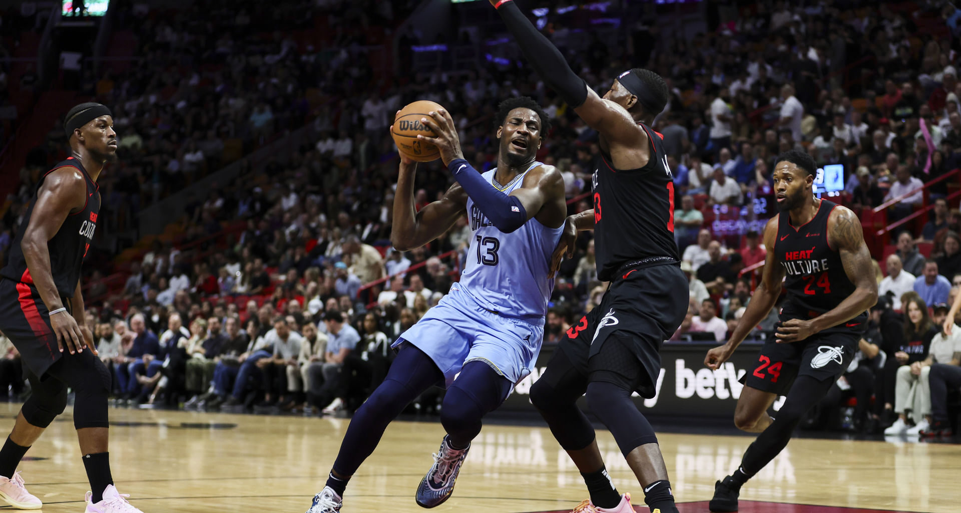 NBA: Memphis Grizzlies at Miami Heat - Source: Imagn